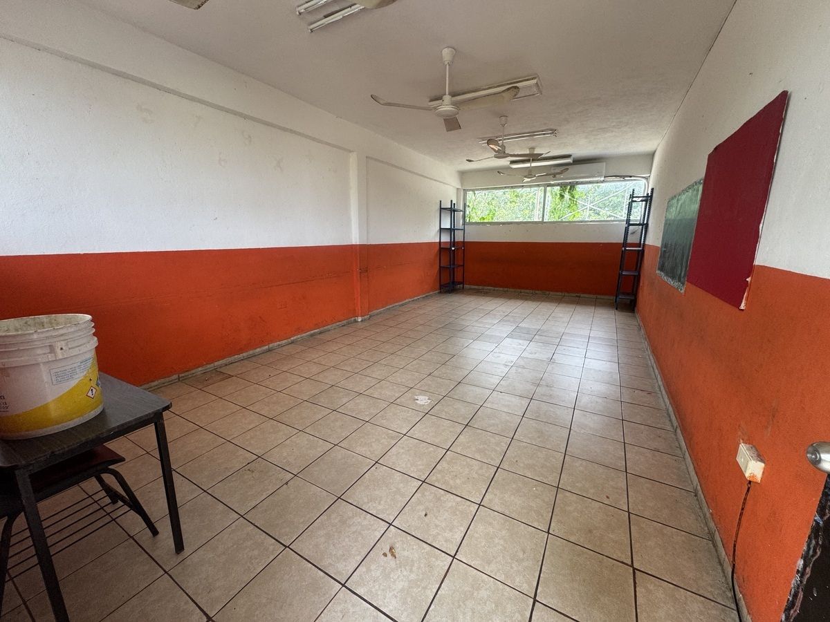 Propiedad comercial en Venta en la colonia Esperanza, Mérida Yucatán - foto 4
