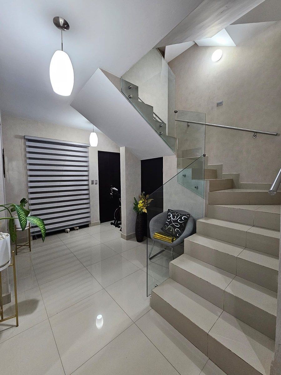 House in Cumbre Allegro, Monterrey, photo 4 of 36