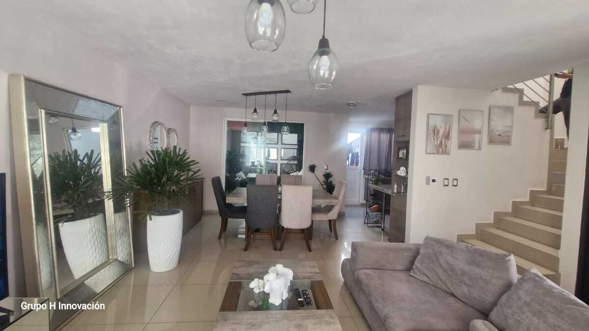 8 of 15: AREA SOCIAL