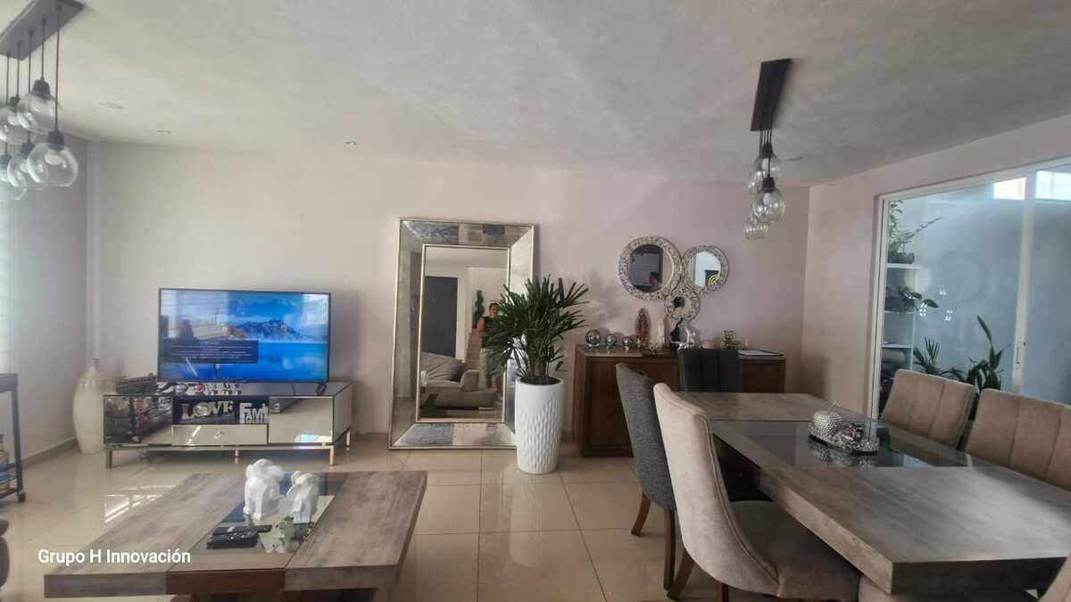 3 of 15: ESPACIO ABIERTO