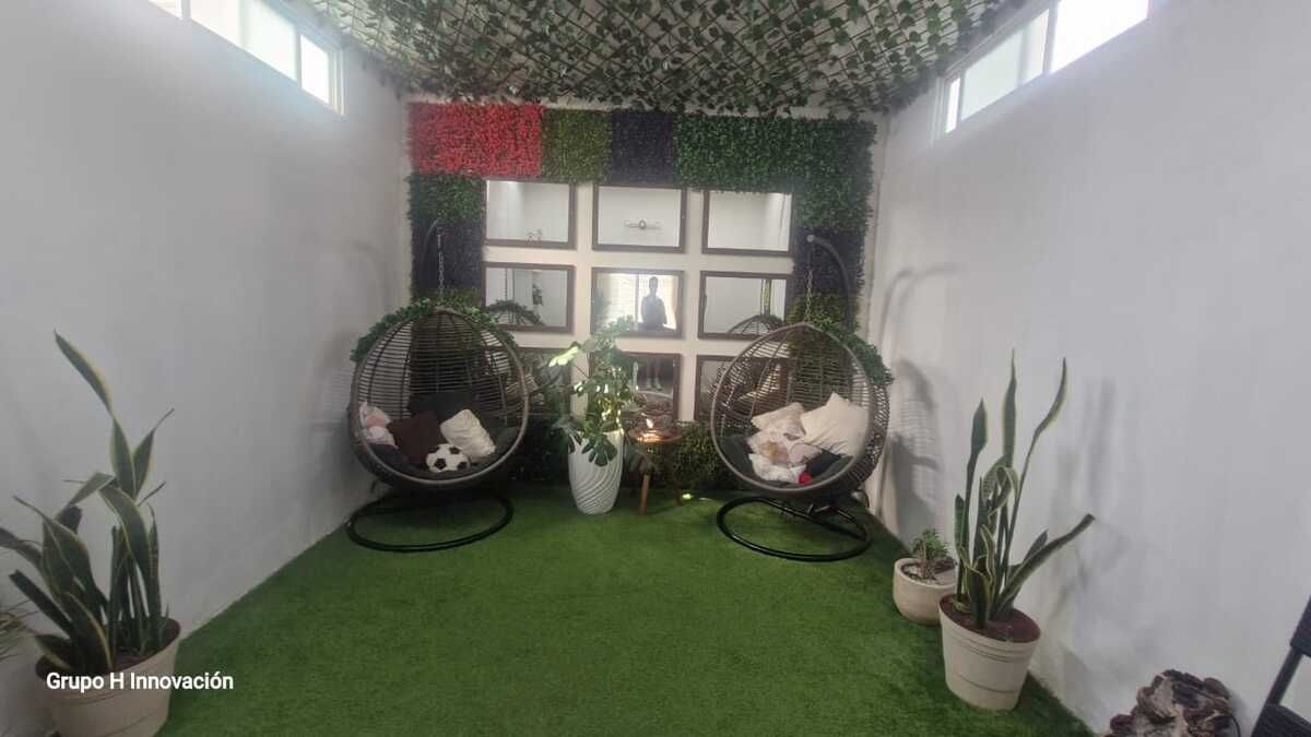 13 of 15: AREA DE RELAJACION