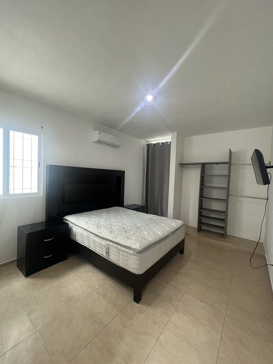 14 de 21: RECÁMARA 1