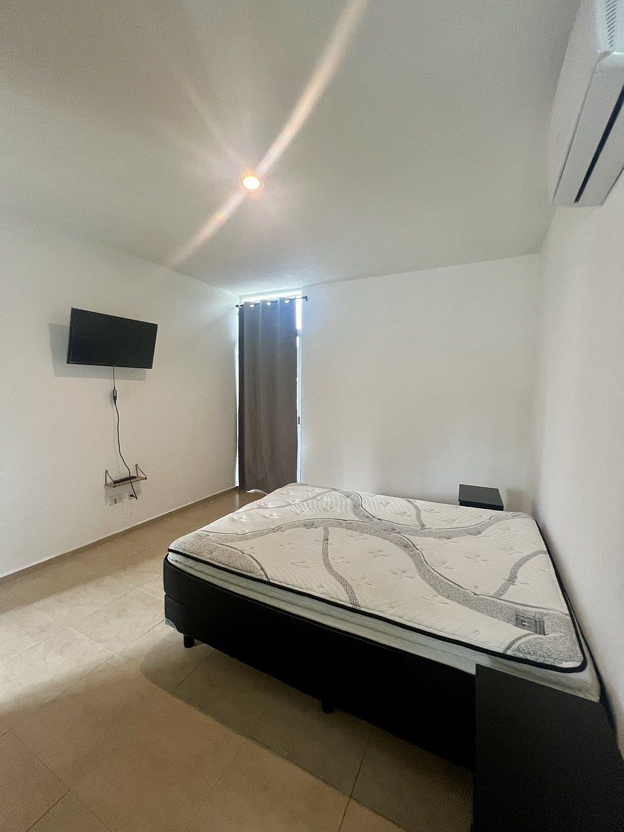 16 de 21: RECÁMARA 2