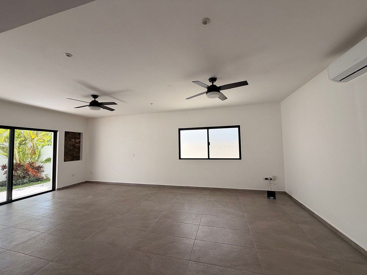 14 de 15: Sala comedor