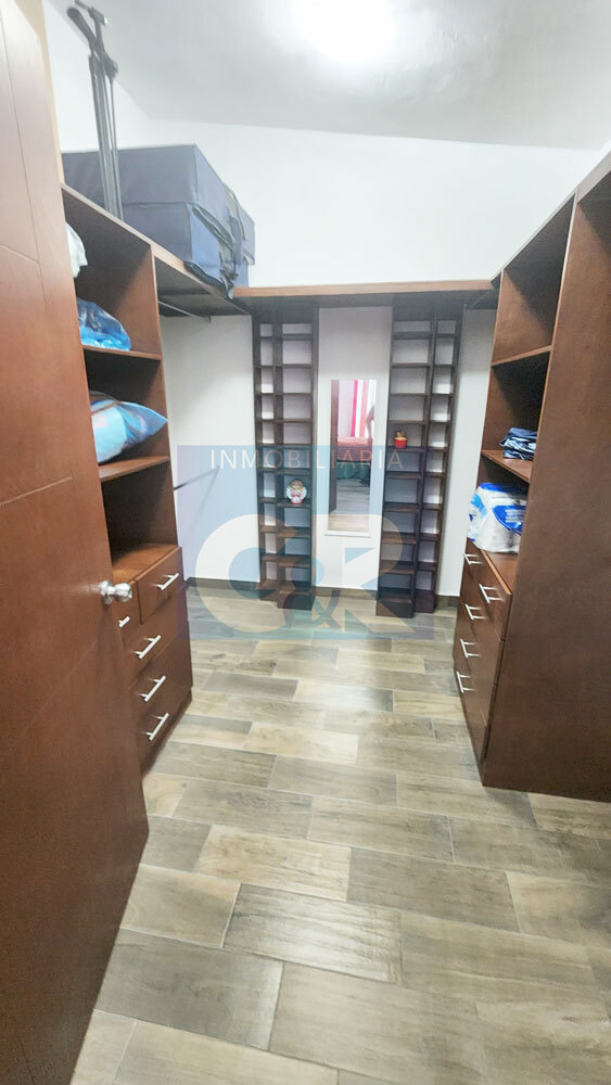 16 de 31: 54121381948