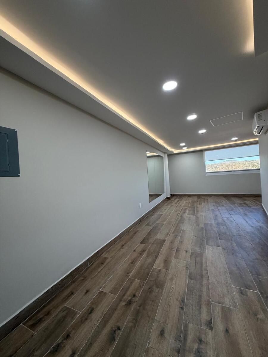 2 de 4: consultorio completo 42 m y dividido 20 m2