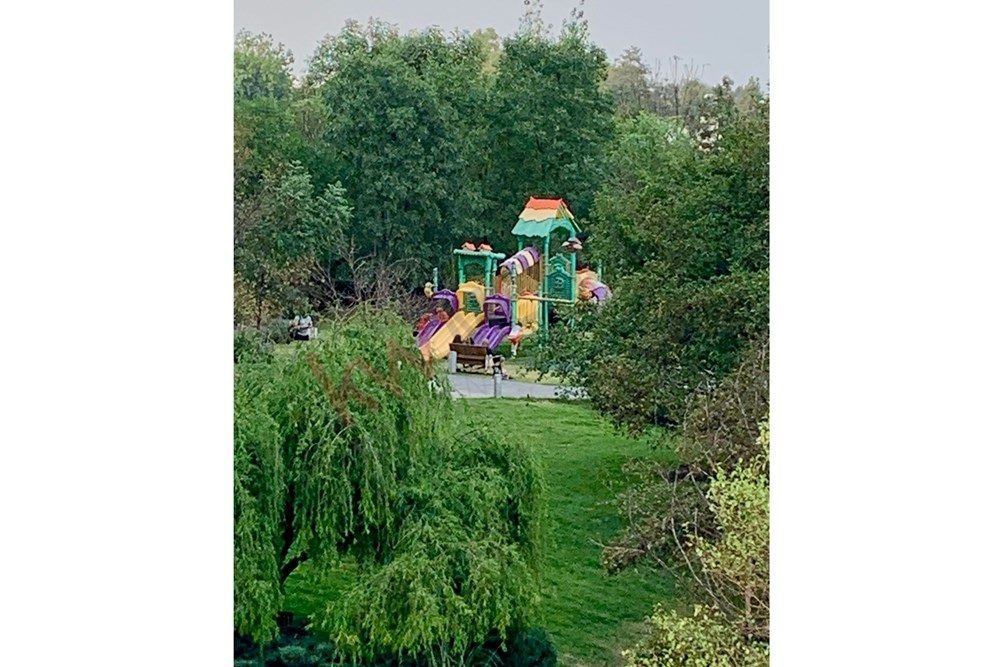 22 de 25: Área de Juegos infantiles