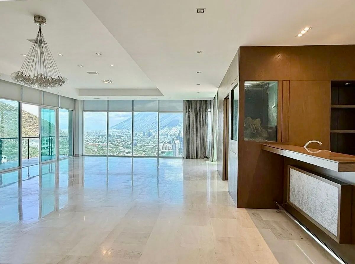 3 de 24: Área Social