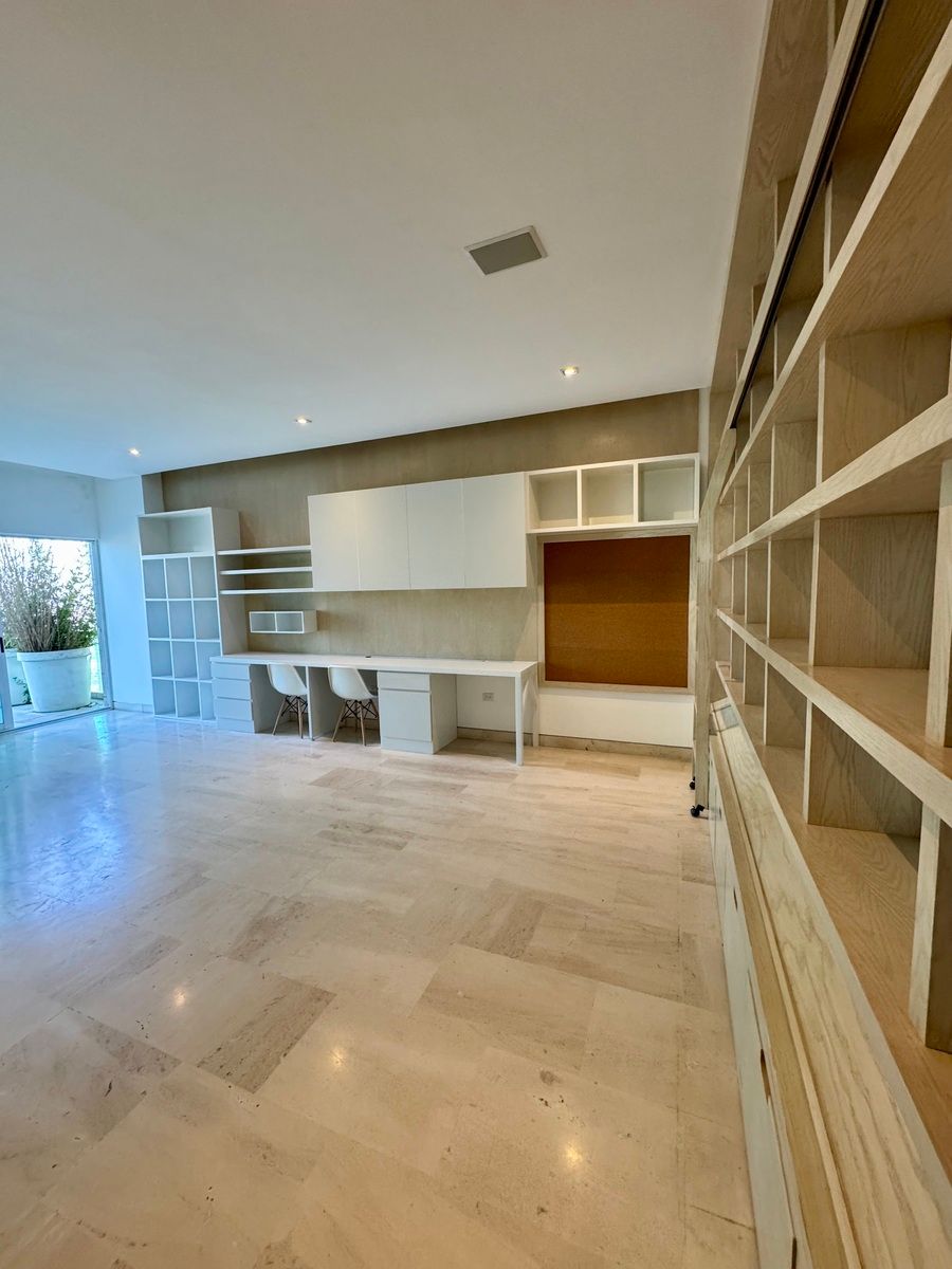 9 de 24: Cuarto de Juegos