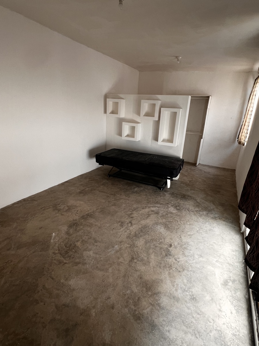 7 of 9: Recámara master