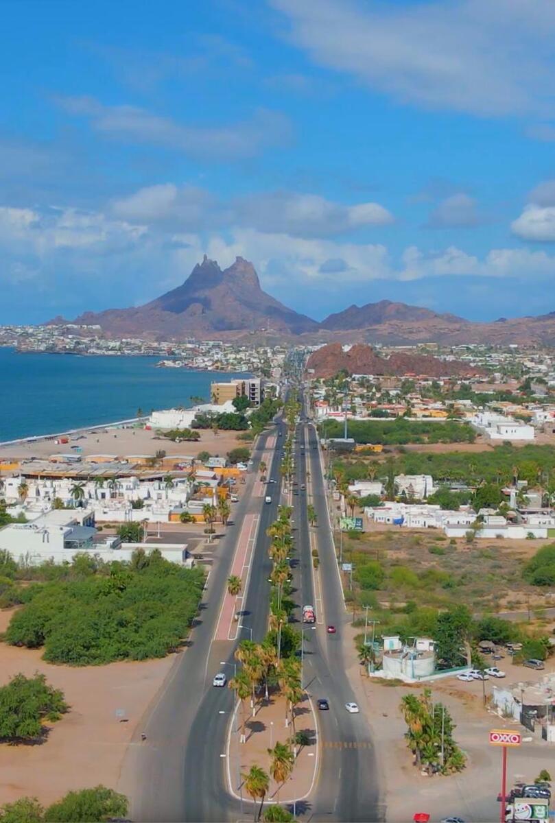 3 de 12: Vista Panoramica del Boulevard
