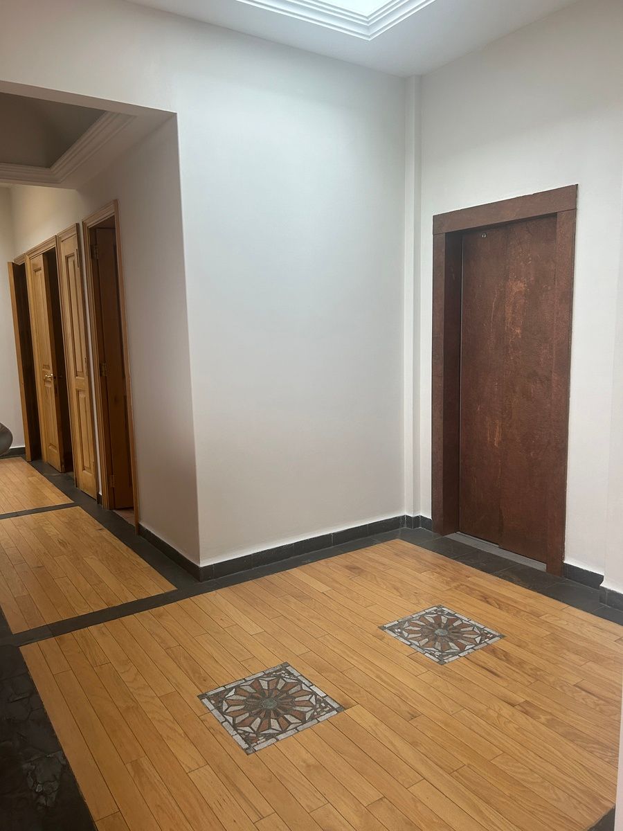 4 de 24: Entrada departamento