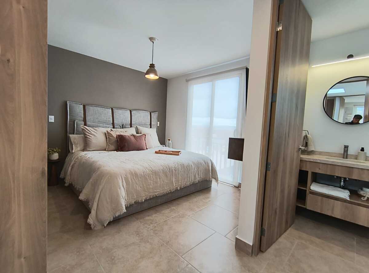 12 of 14: Recámara principal