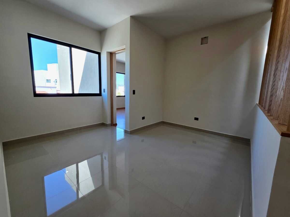 15 de 28: Espacio flex en planta alta