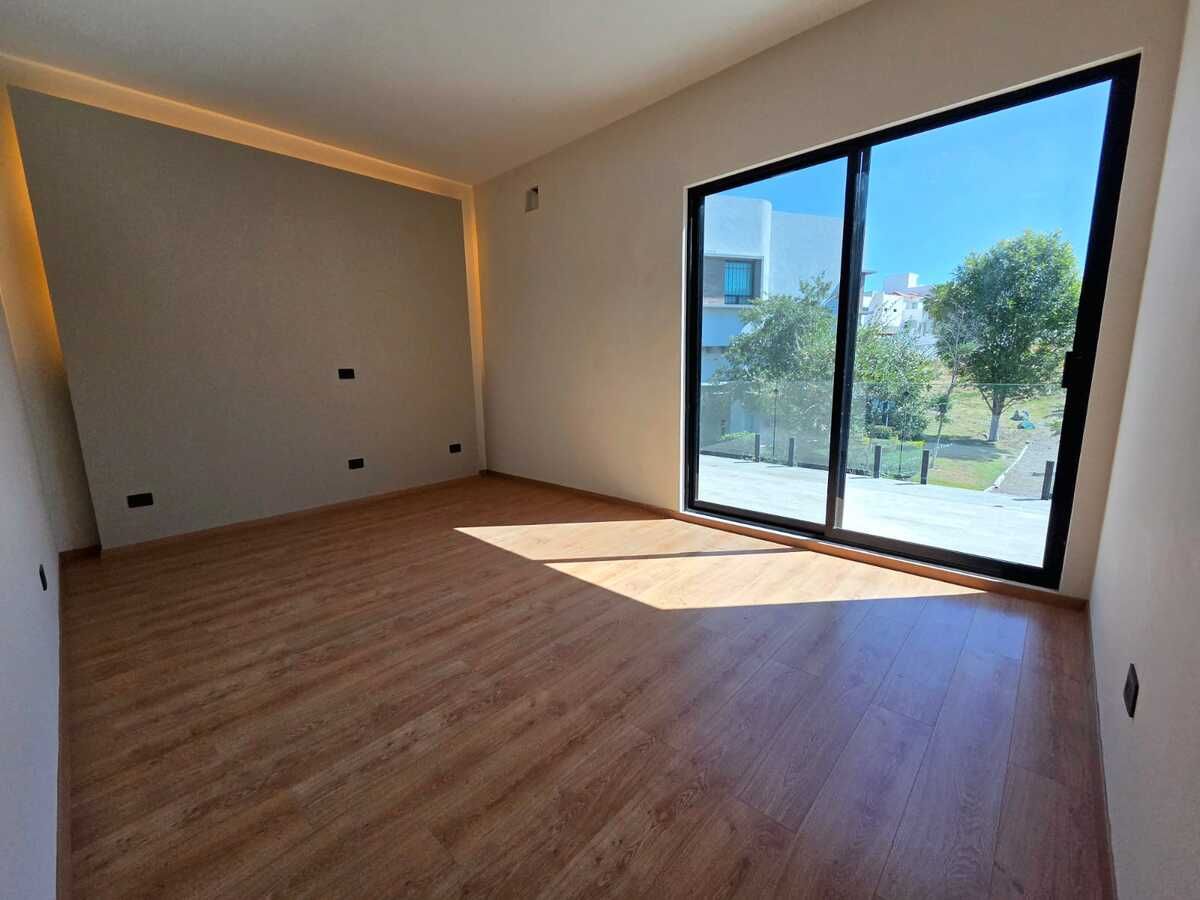 24 de 28: Recamara secundaria