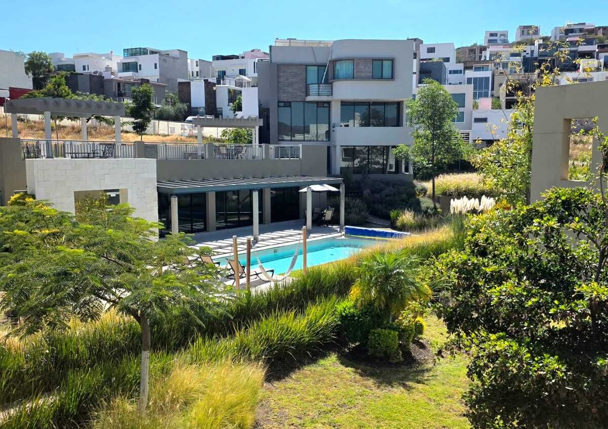 28 de 28: Áreas verdes sociales