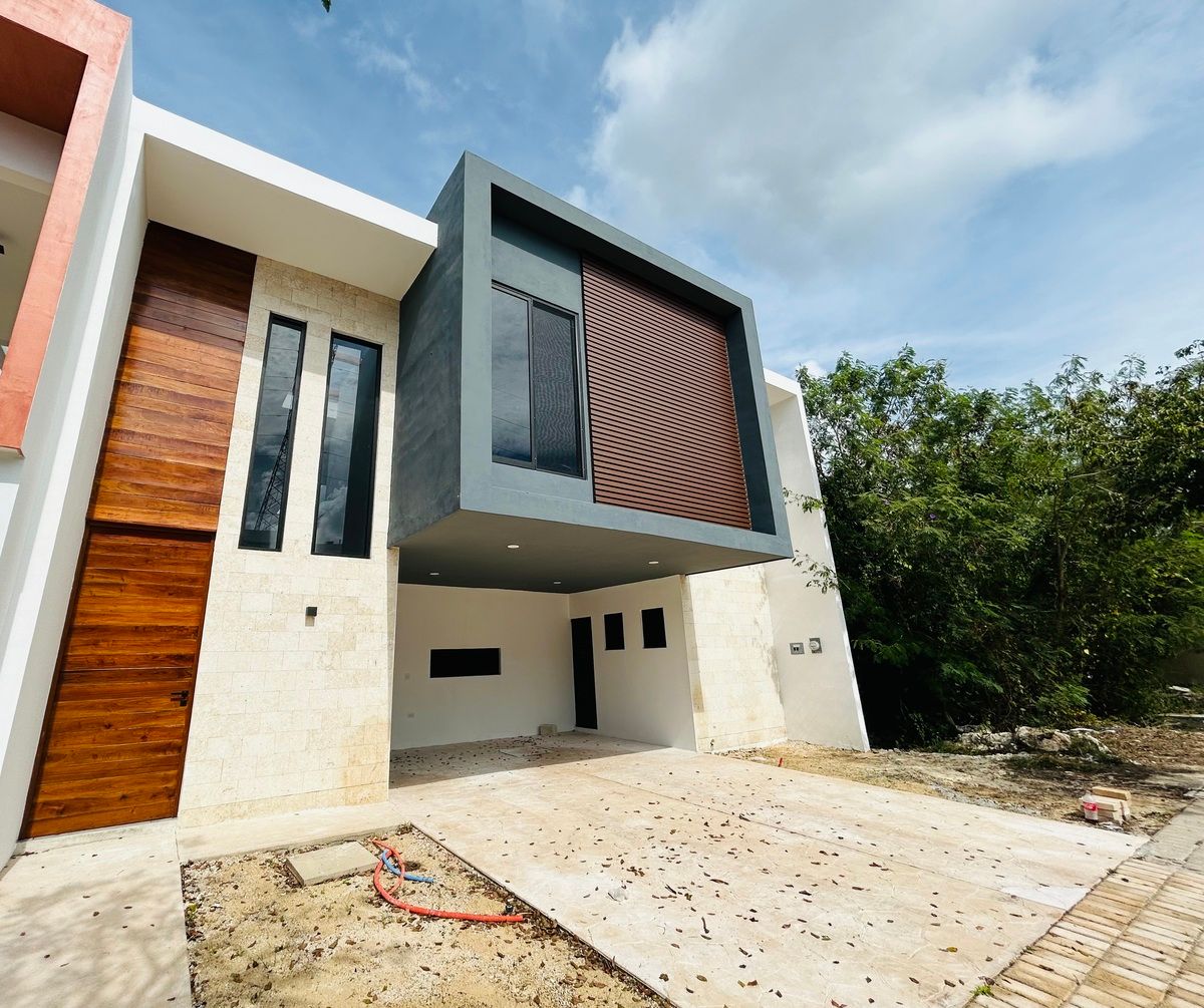 Sale of Spacious House in Soluna - foto 1