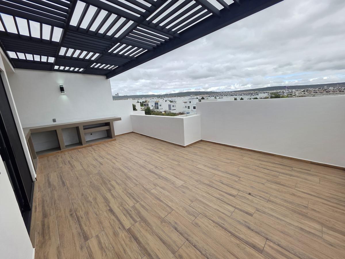 15 de 17: Roof garden equipado