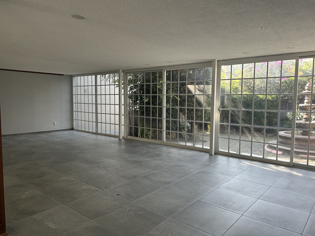 1 de 17: Sala comedor