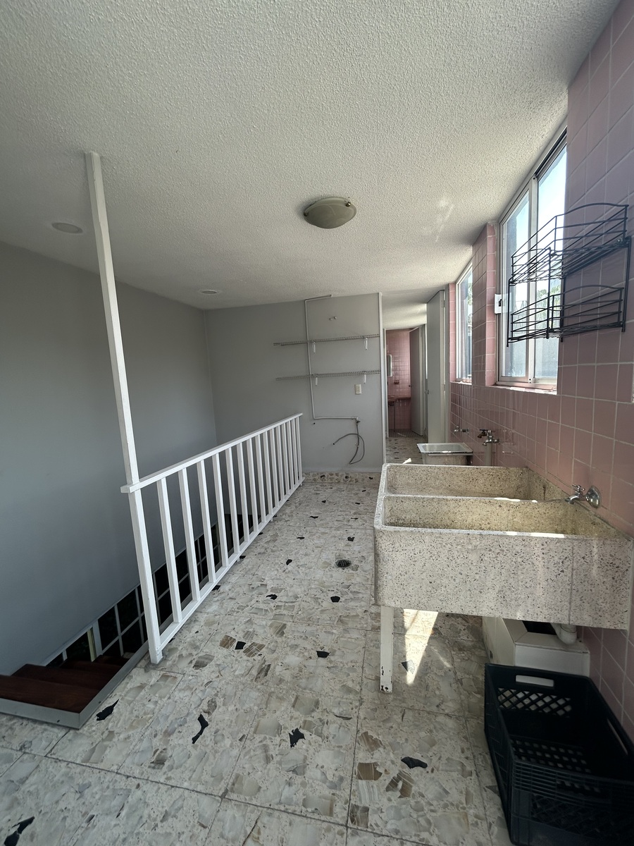 13 de 17: Lavandería