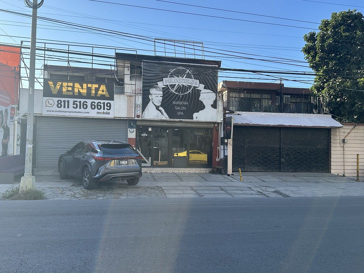 LOCAL EN VENTA SIMON BOLIVAR MITRAS CENTRO MONTERREY NL - foto 4