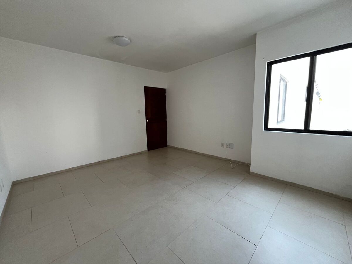 9 de 22: Recámara principal.