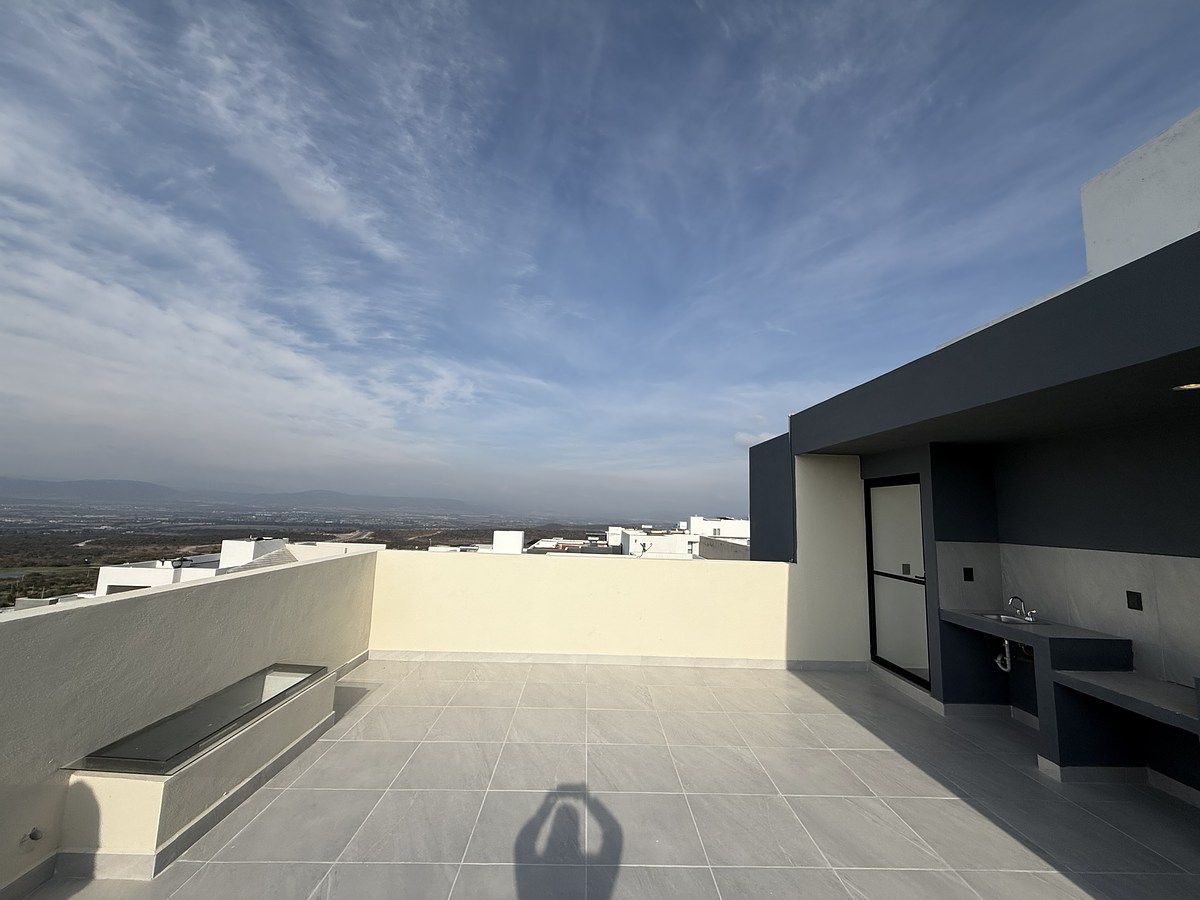 35 of 43: Roof Garden con tarjeta tarjeta, preparación para asador