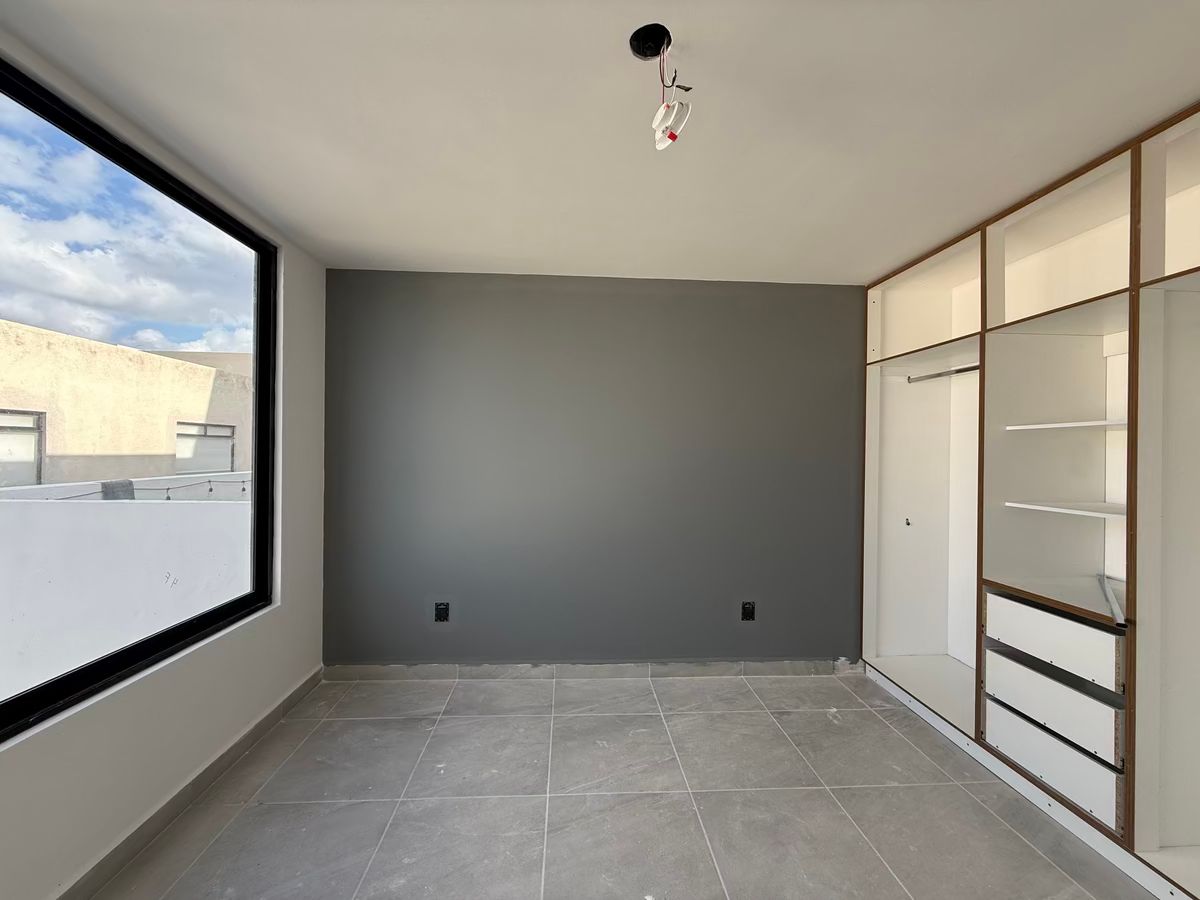 16 of 37: Recamara secundaria 1.