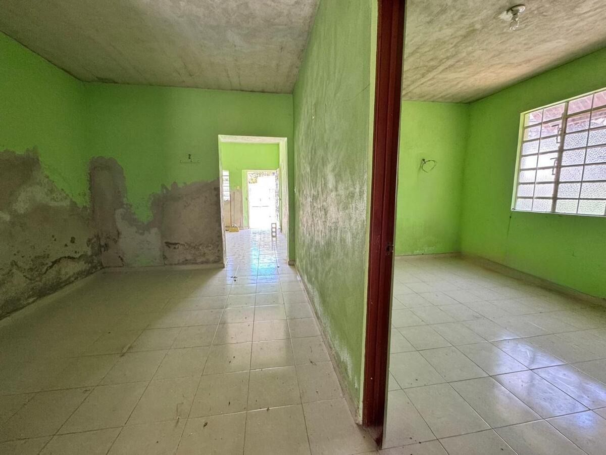 4 de 10: Vista del comedor y  recámara o espacio 3