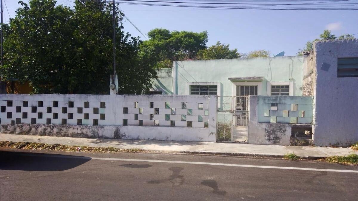 1 de 10: Fachada del inmueble