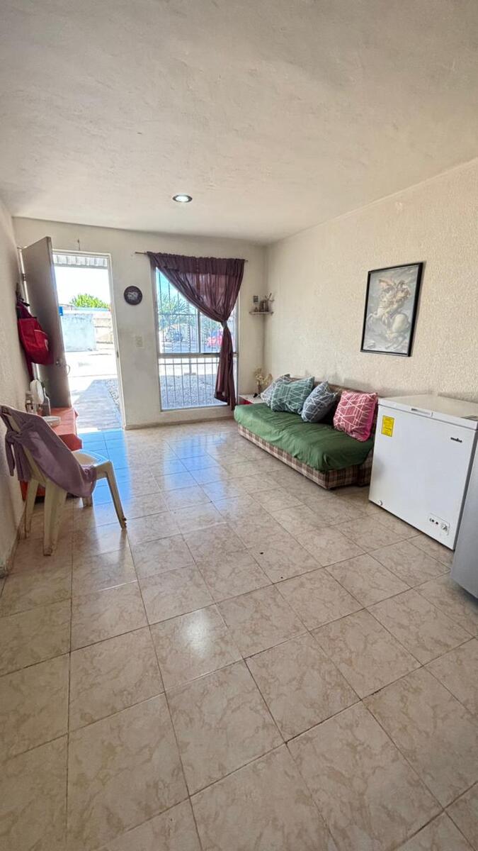 8 de 19: sala y comedor corridos