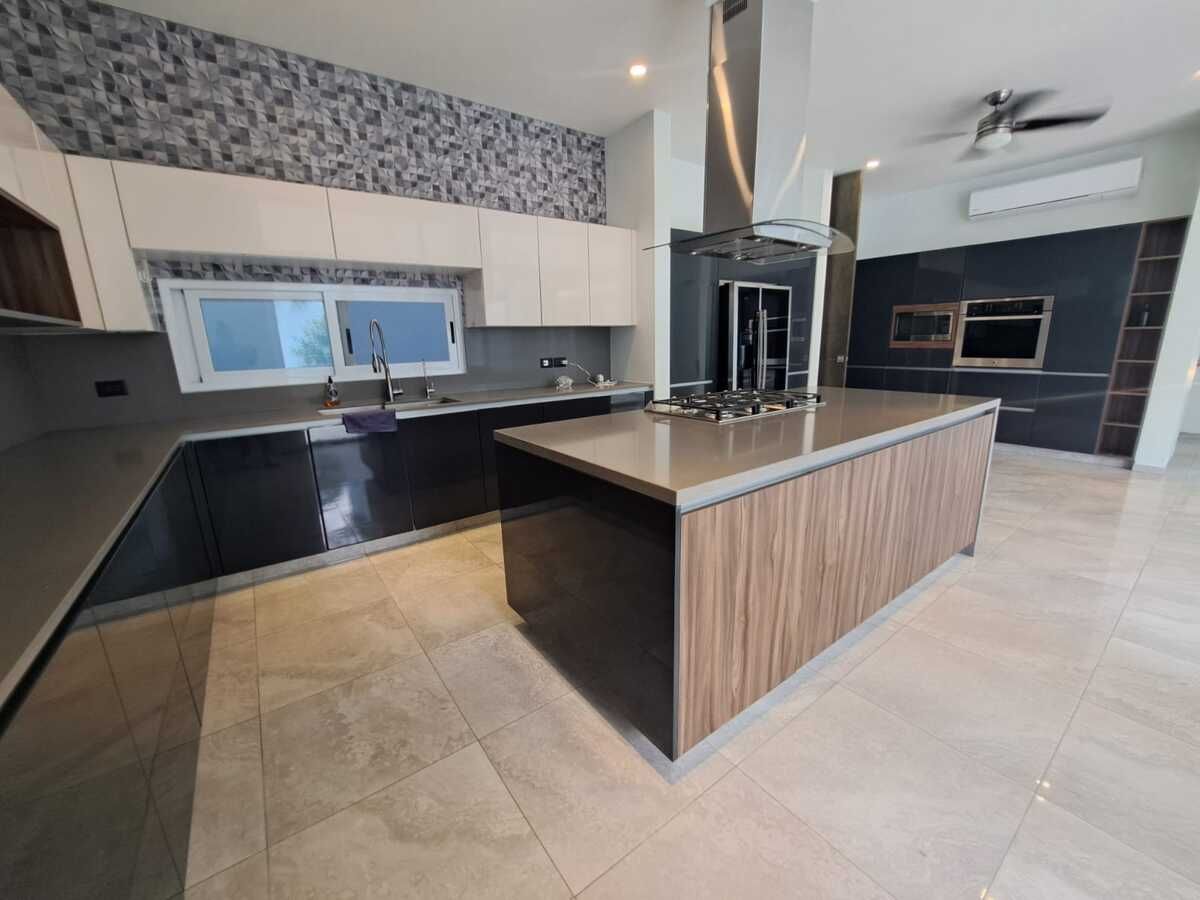 33 de 47: Casa en Renta Merida