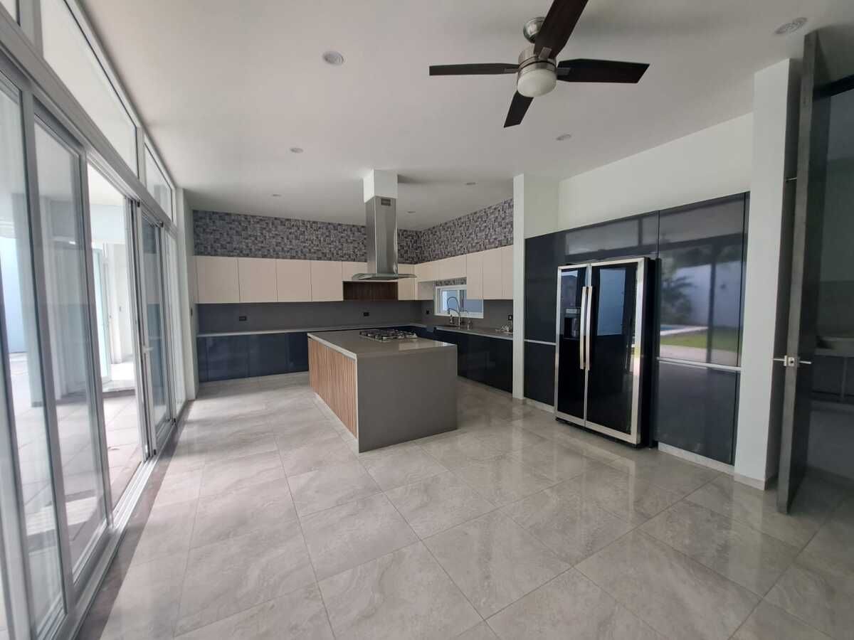 41 de 47: Casa en Renta Merida