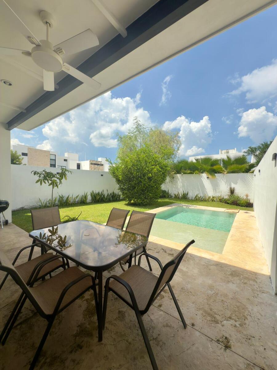 11 de 18: Terraza Techada