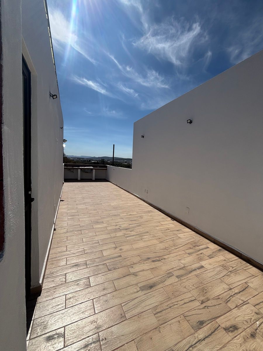 18 de 27: Roof Garden listo para disfrutarse .