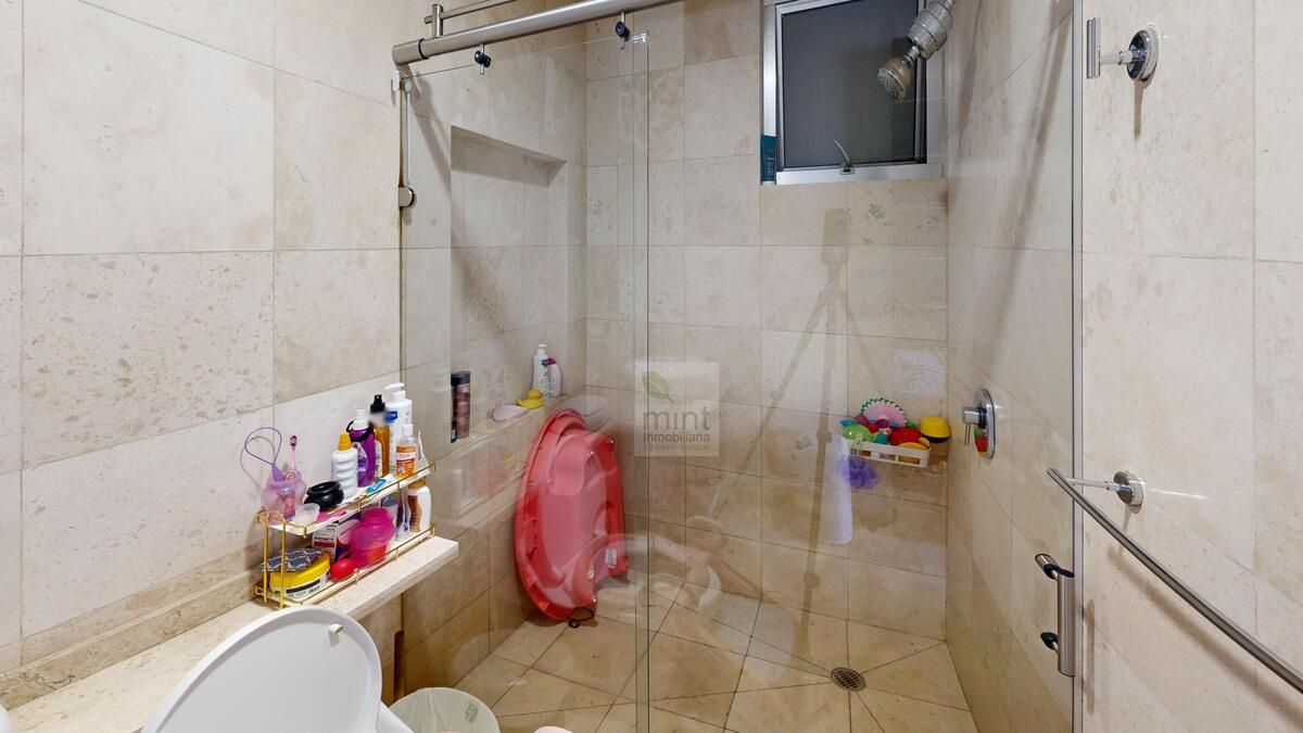 27 de 30: Baño Completo