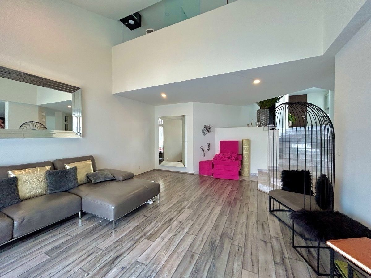 2 de 33: Family room