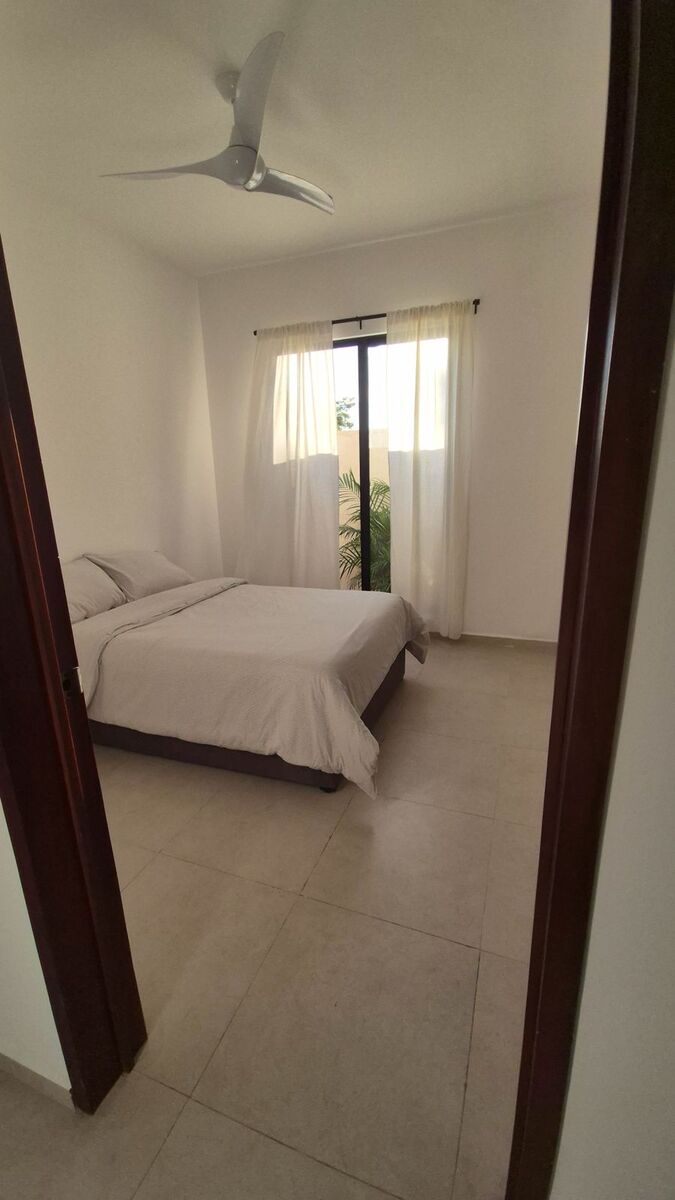 9 of 11: Habitación 3