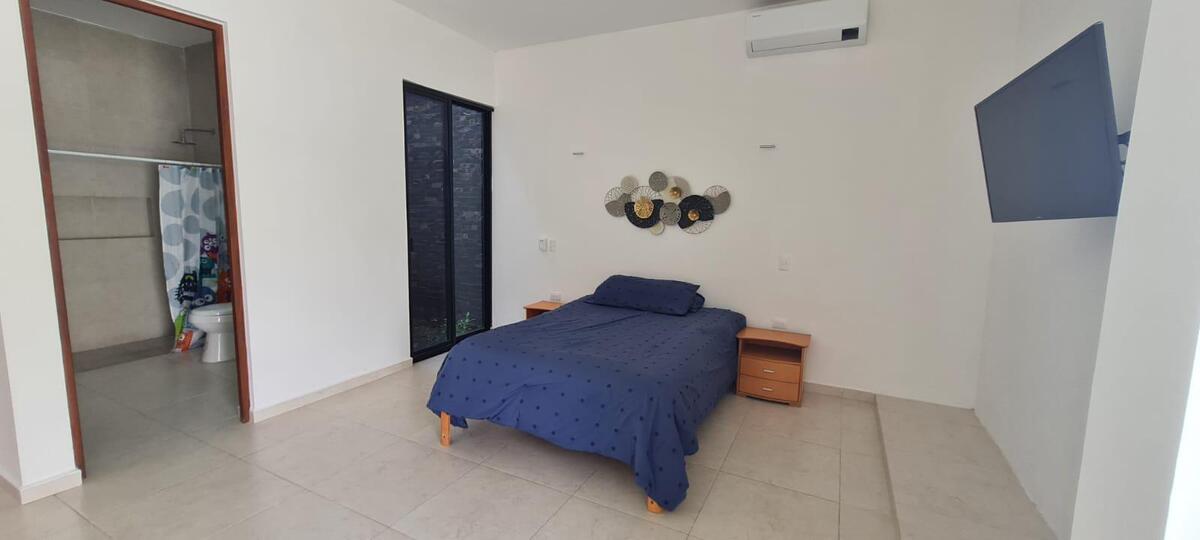 11 of 16: Tercera Recámara