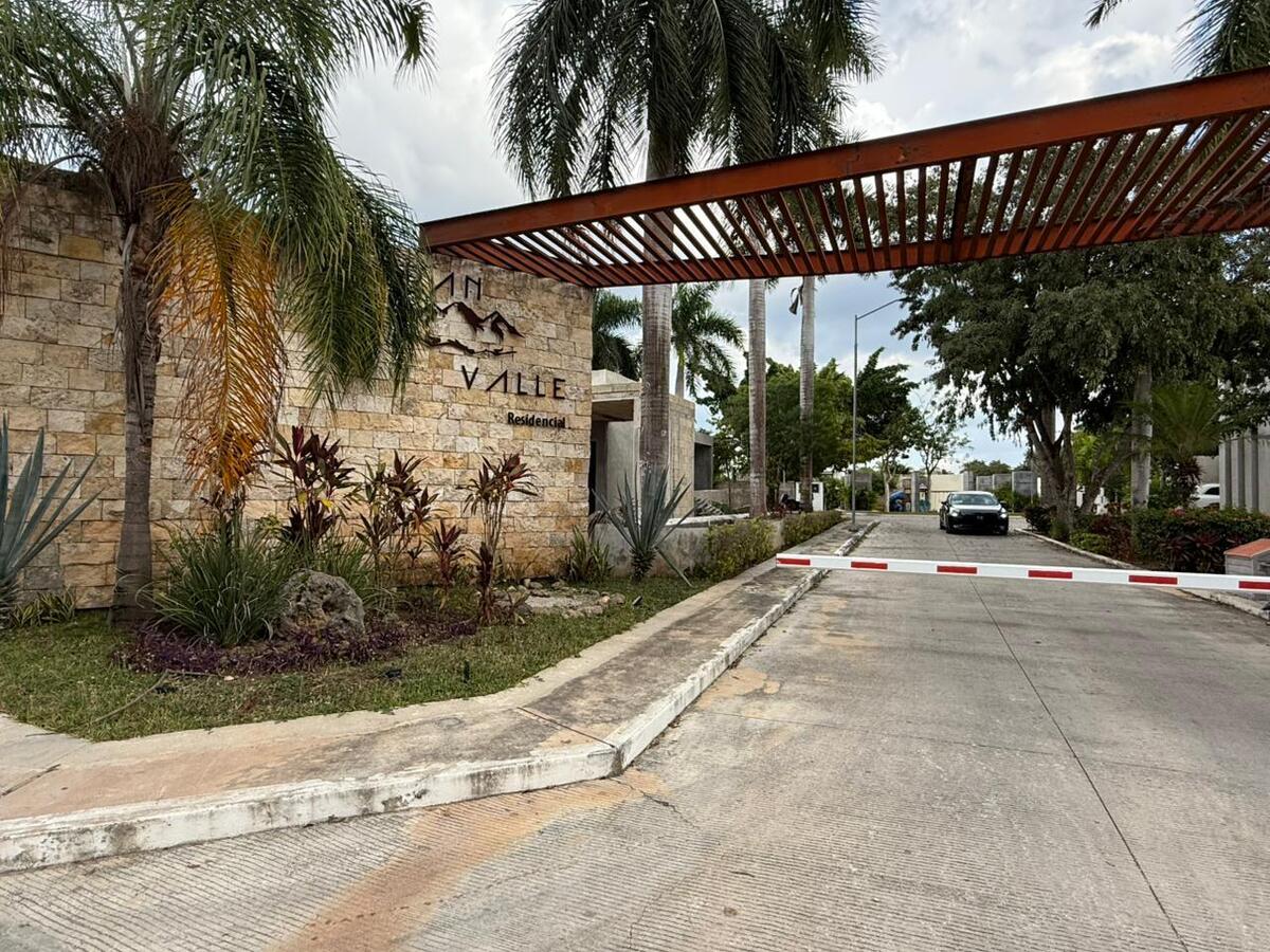 13 of 16: Acceso Principal