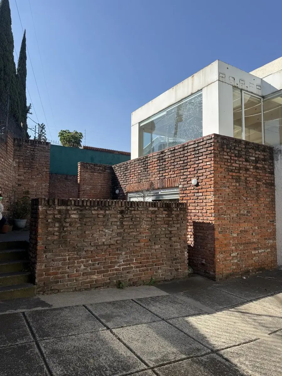 28 of 28: Fachada exterior