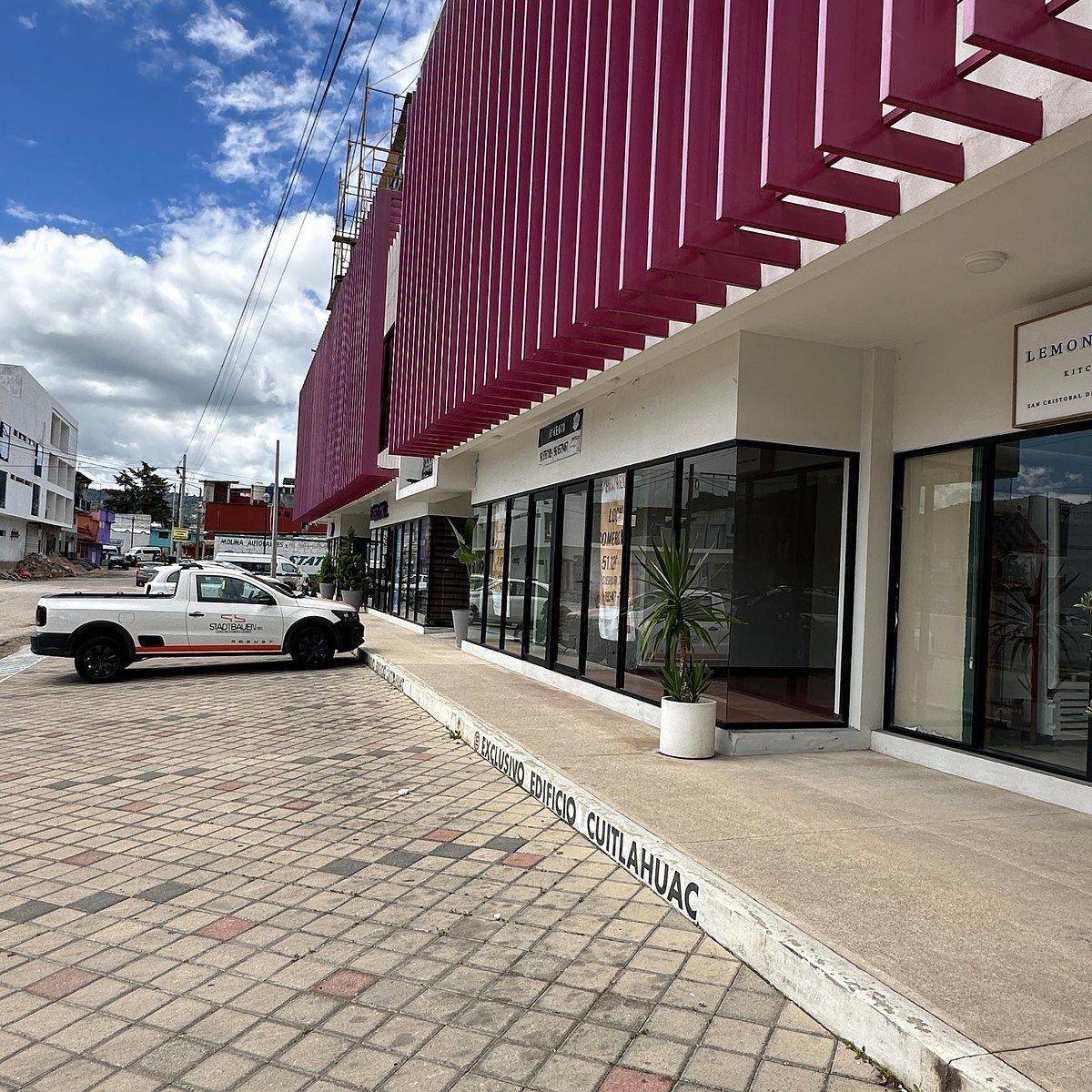 Local Comercial com Excelente Visibilidade - Edifício Cuitláhuac, foto 1 de 13