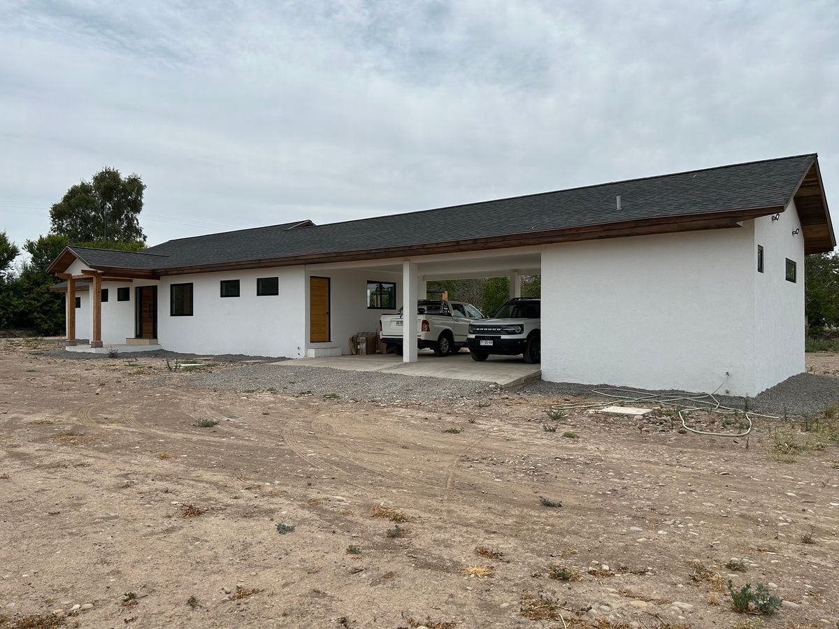 3 de 26: Amplios estacionamientos