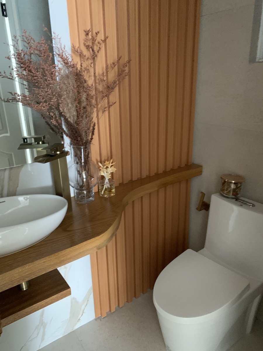 5 de 9: Baño de Invitados