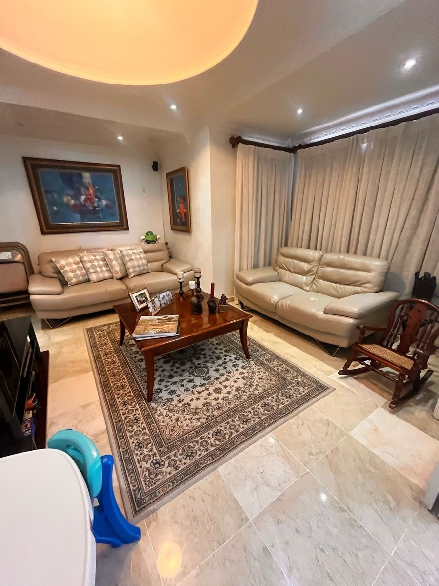 8 de 21: Estudio de Televicion