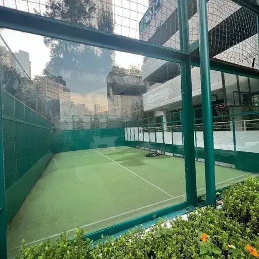 17 de 19: Cancha de pádel