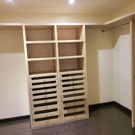 9 de 19: Vestier cuarto principal