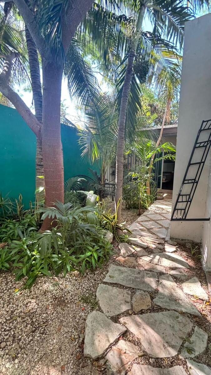 8 de 37: acceso independiente a recámara principal