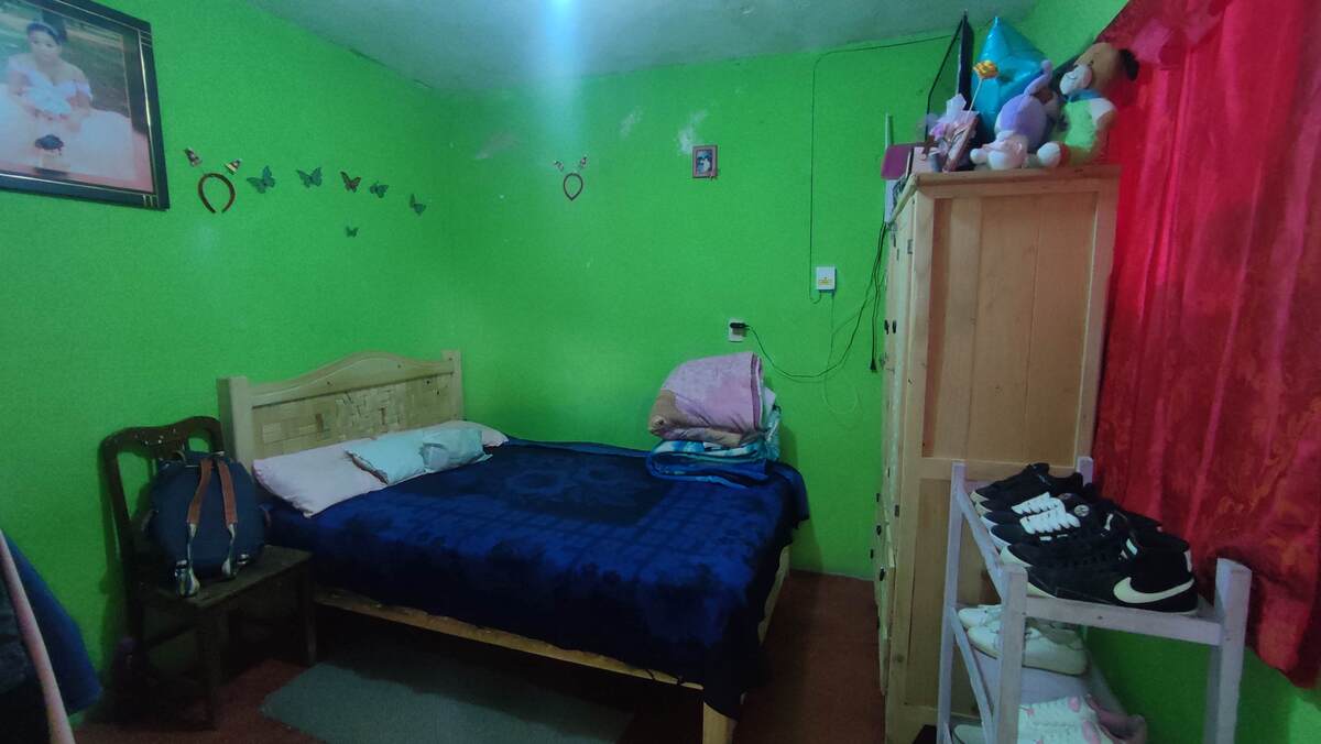 7 of 13: Habitación en planta baja