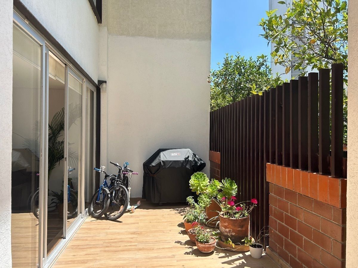Garden privado con salida al área de juegos., foto 19 de 30